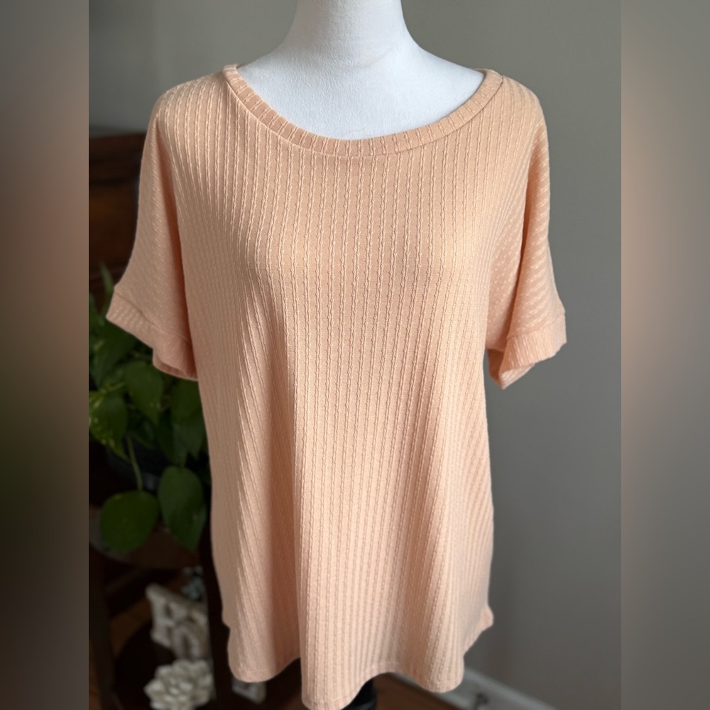 BOMBOM Peach Short Sleeve Textured Women's Top